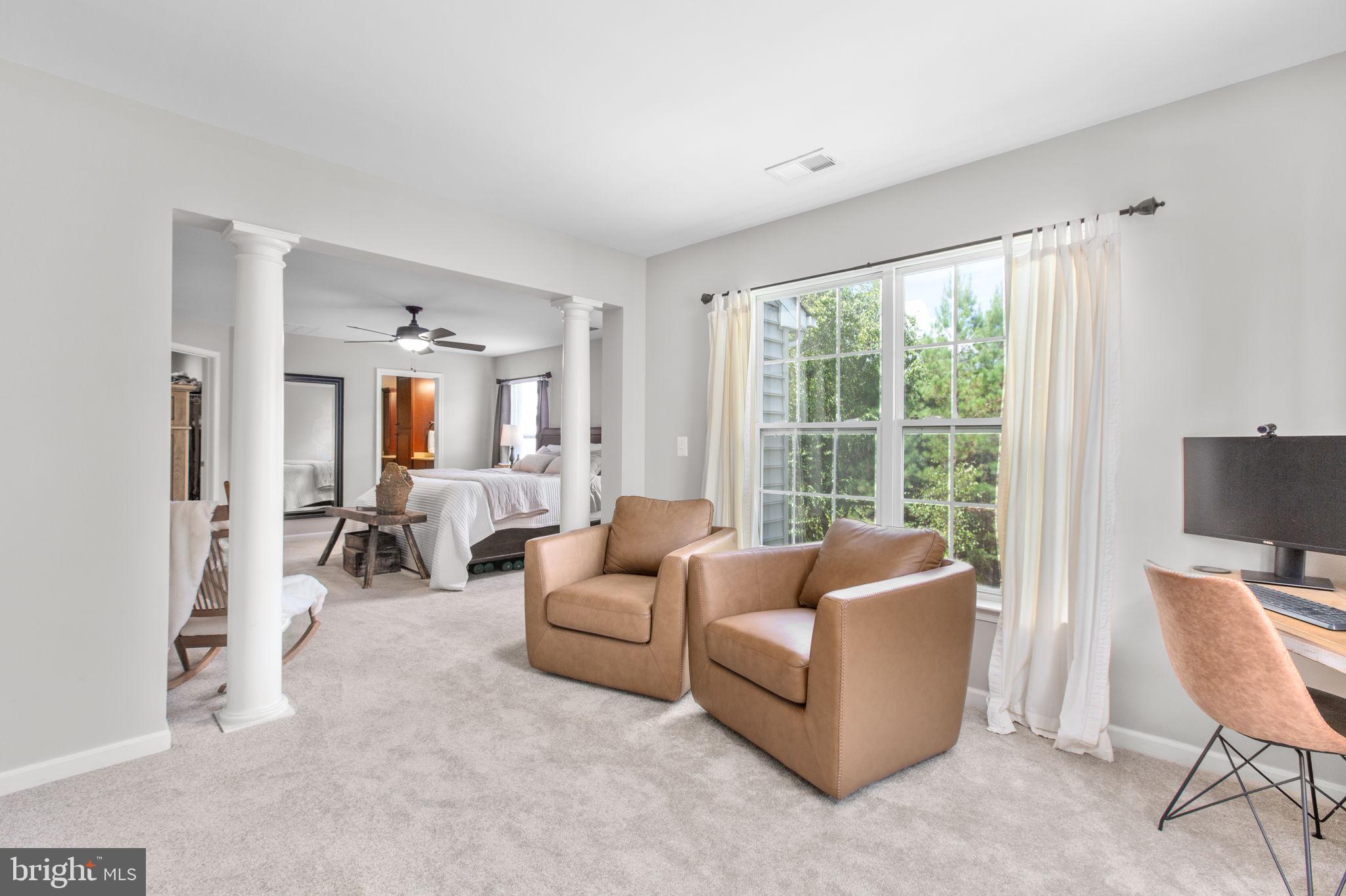 9402 LAUREL OAK DRIVE