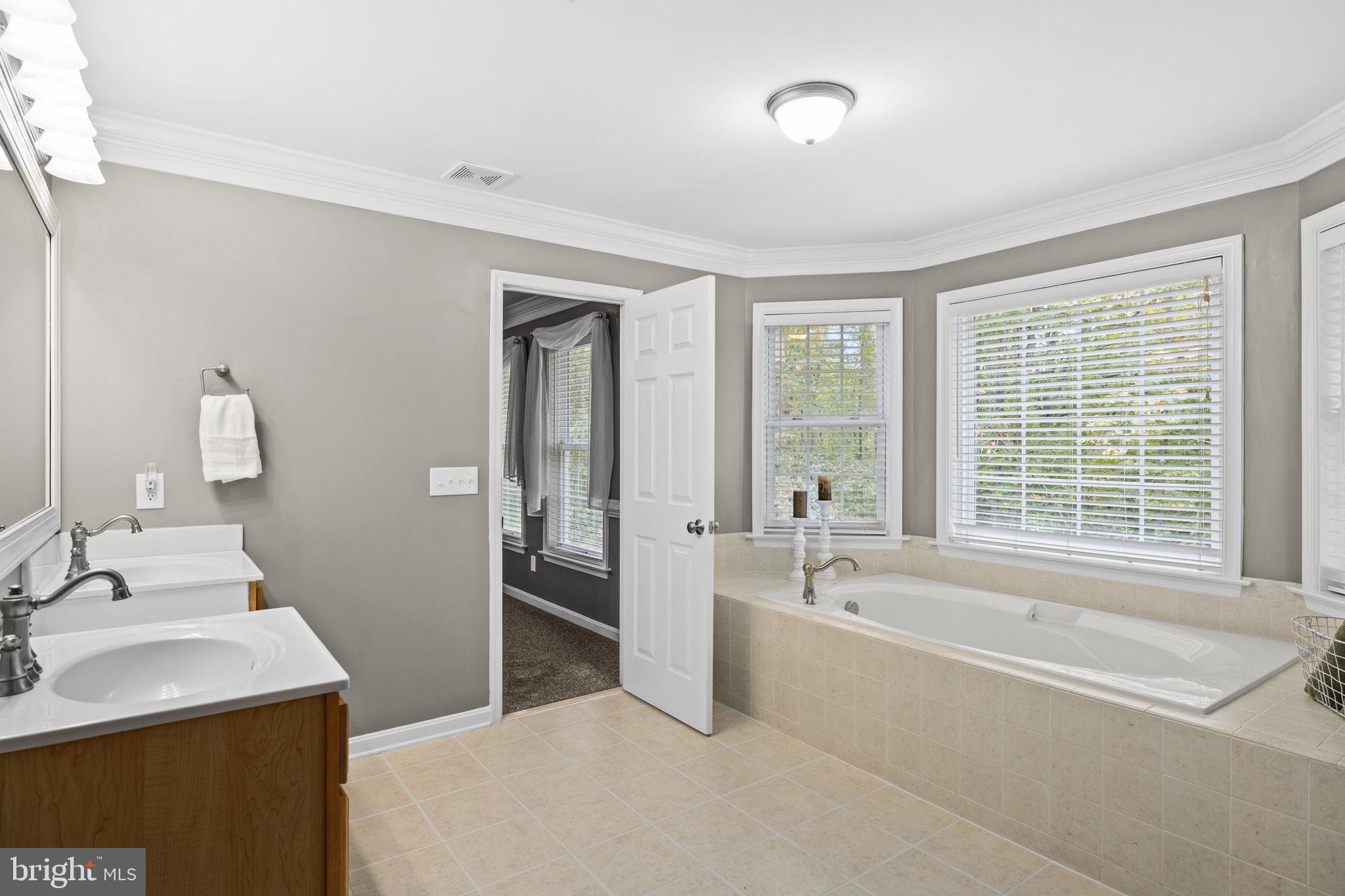 10704 WHISPERING WAY