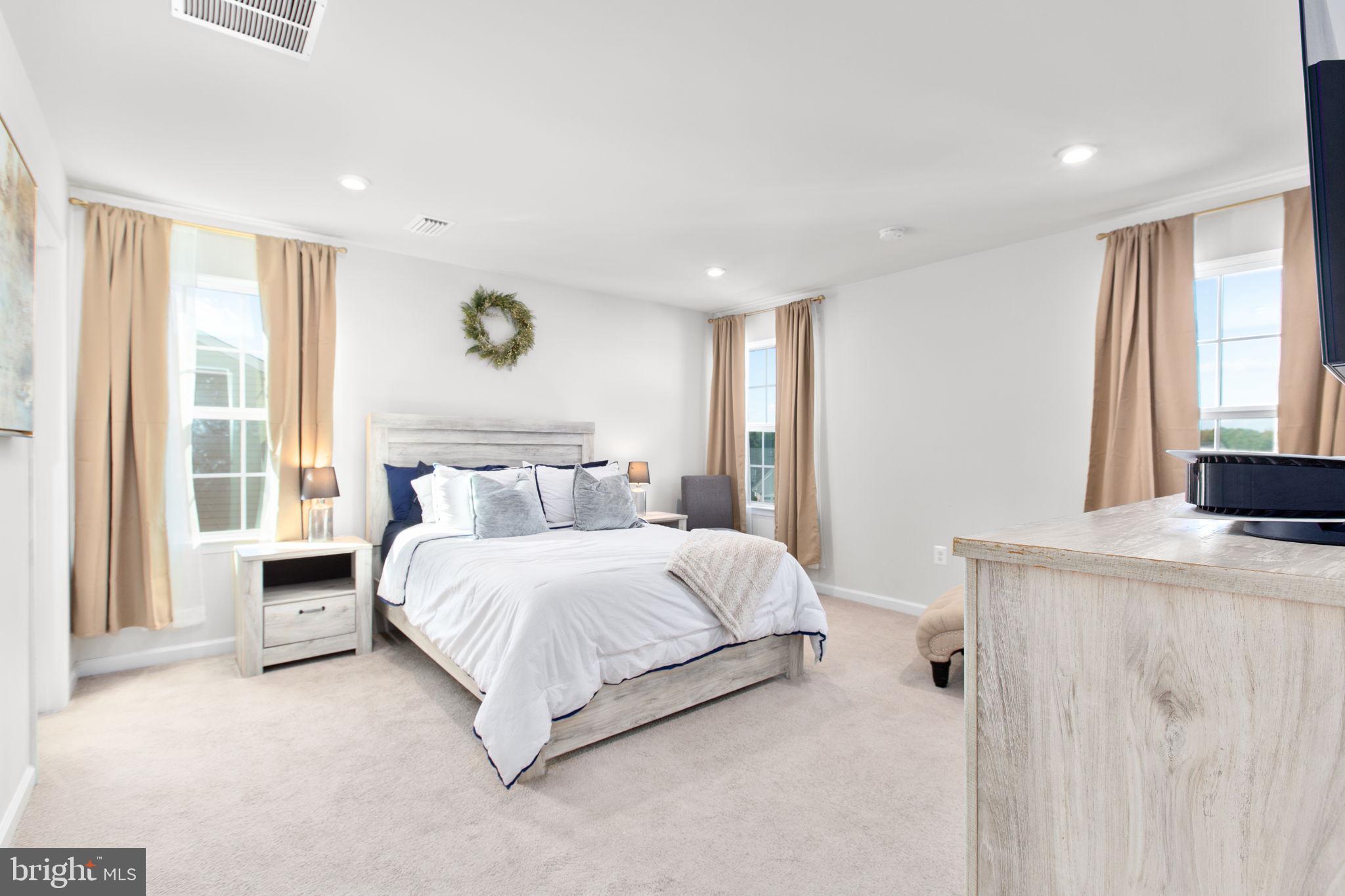 9405 WINTERCHASE COURT