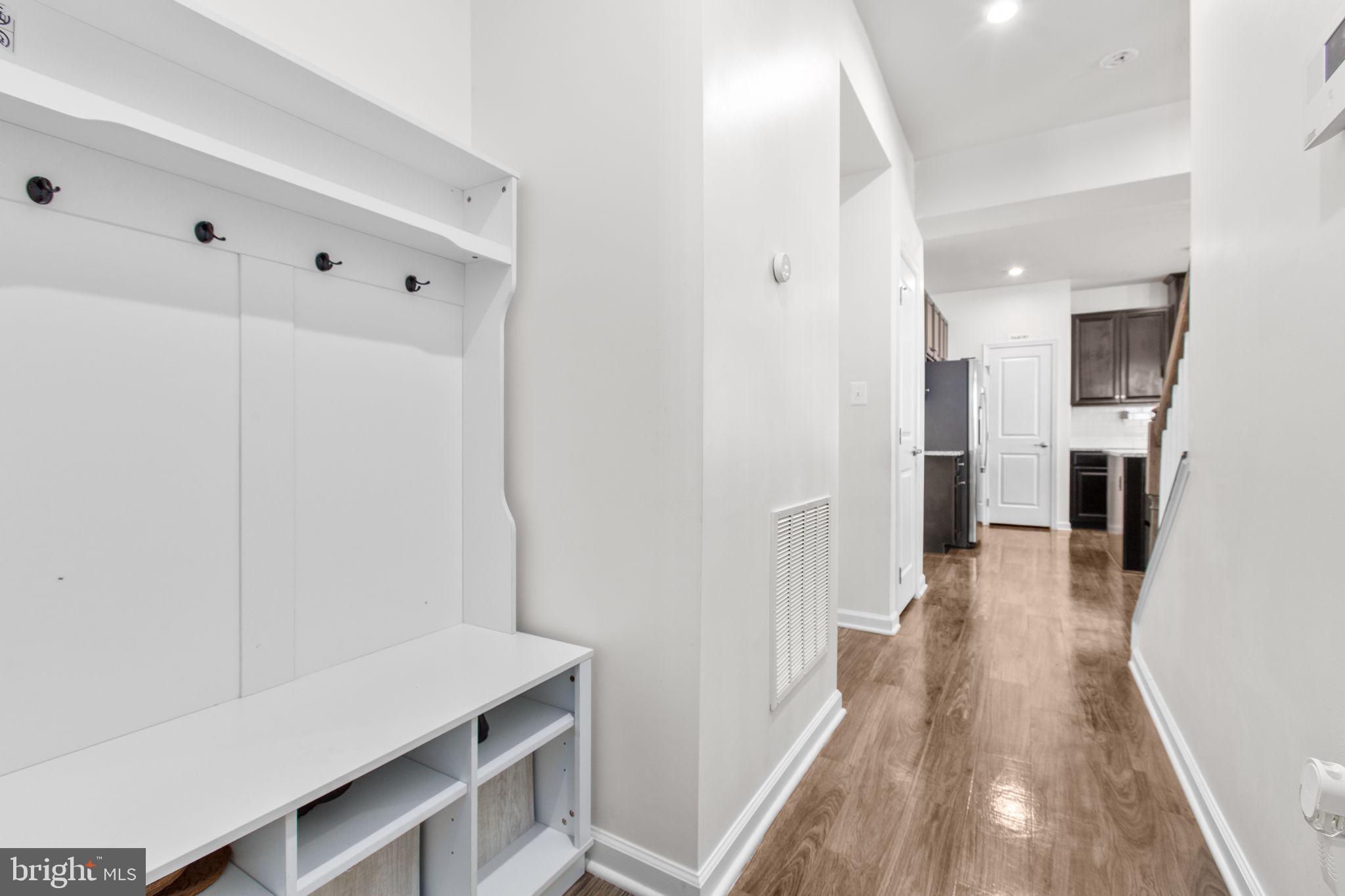 9405 WINTERCHASE COURT