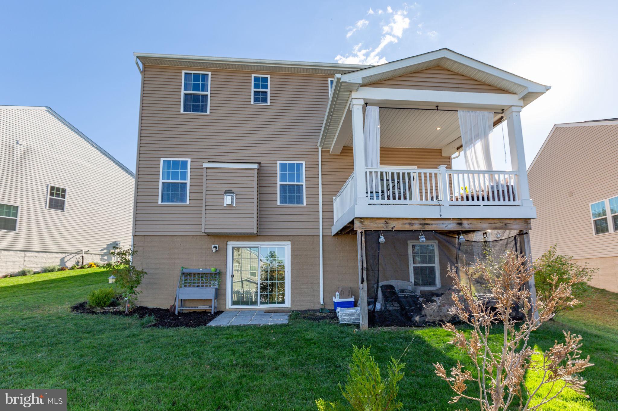 9405 WINTERCHASE COURT