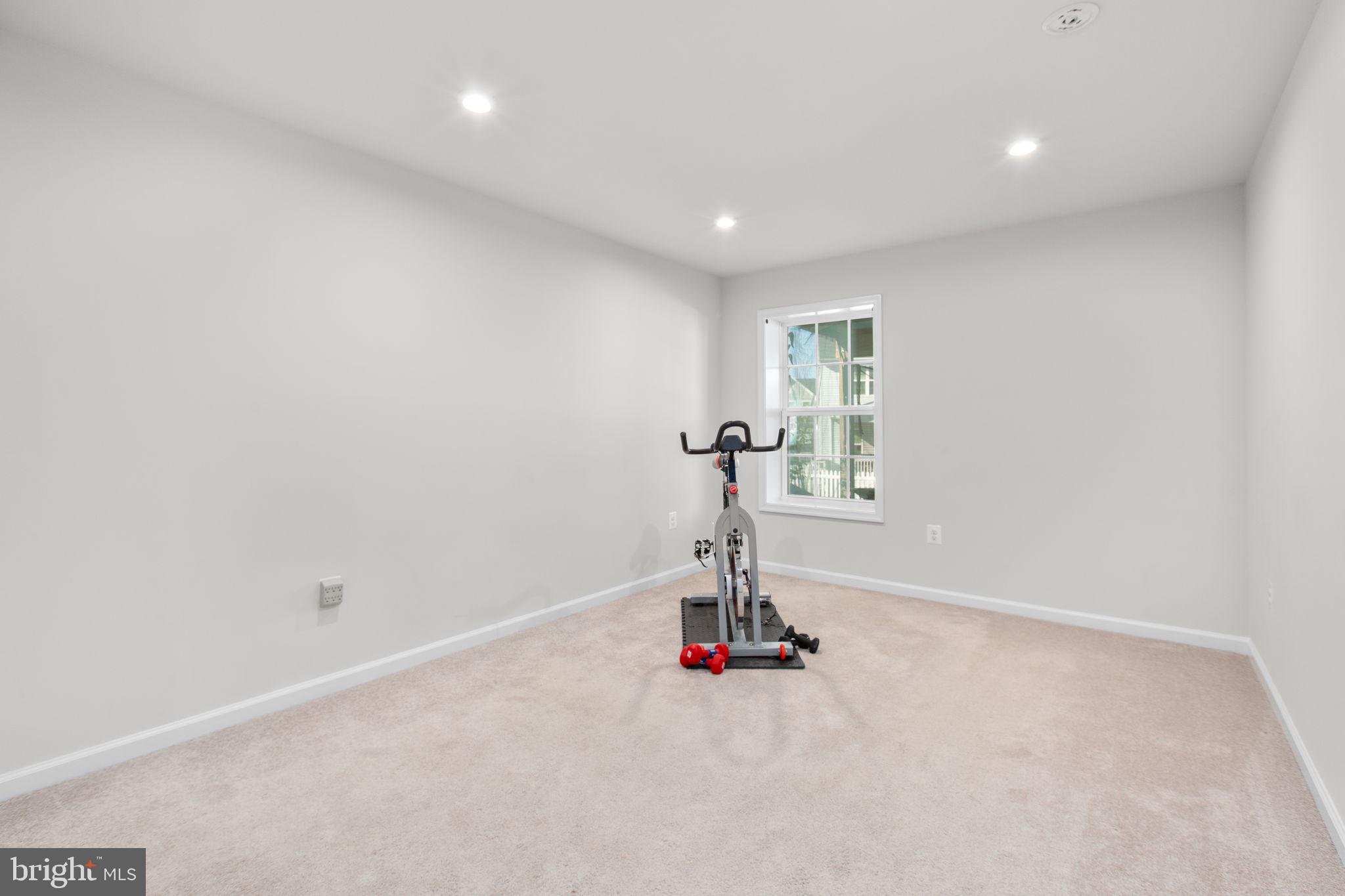 9405 WINTERCHASE COURT