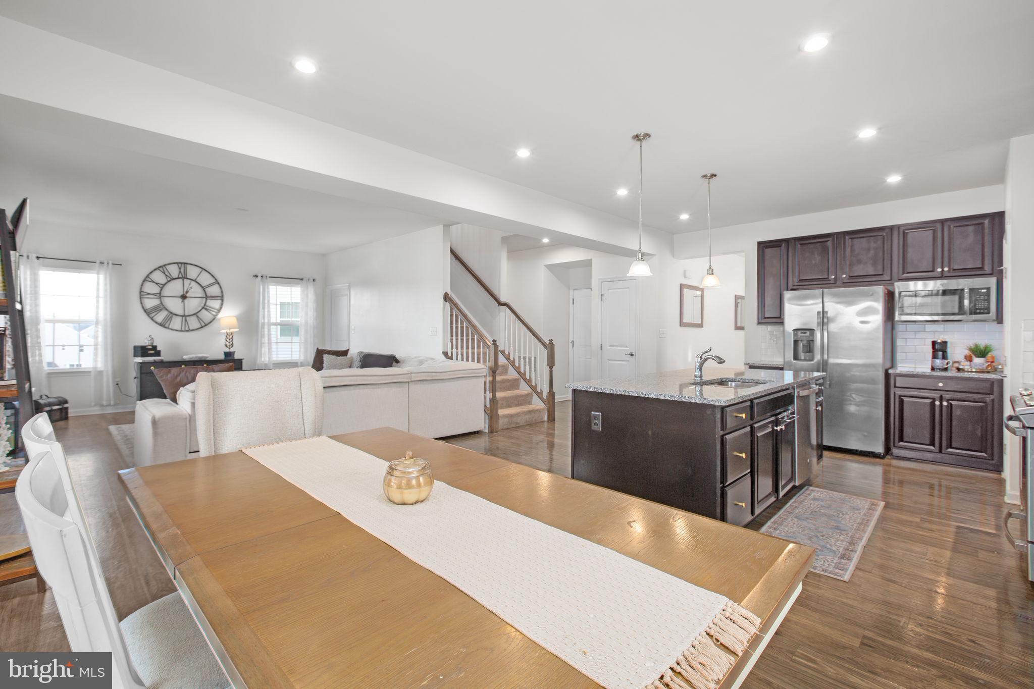 9405 WINTERCHASE COURT