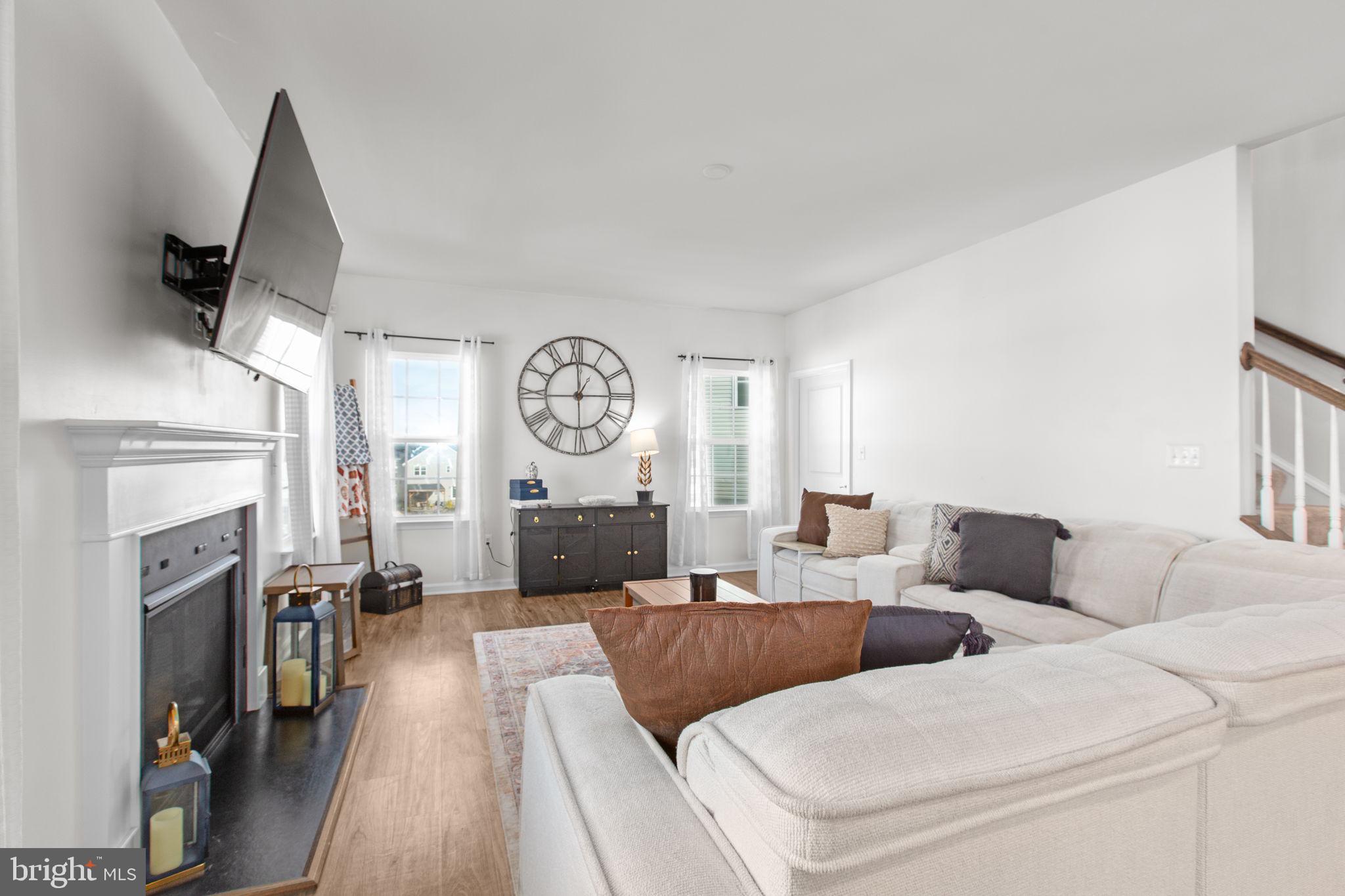 9405 WINTERCHASE COURT