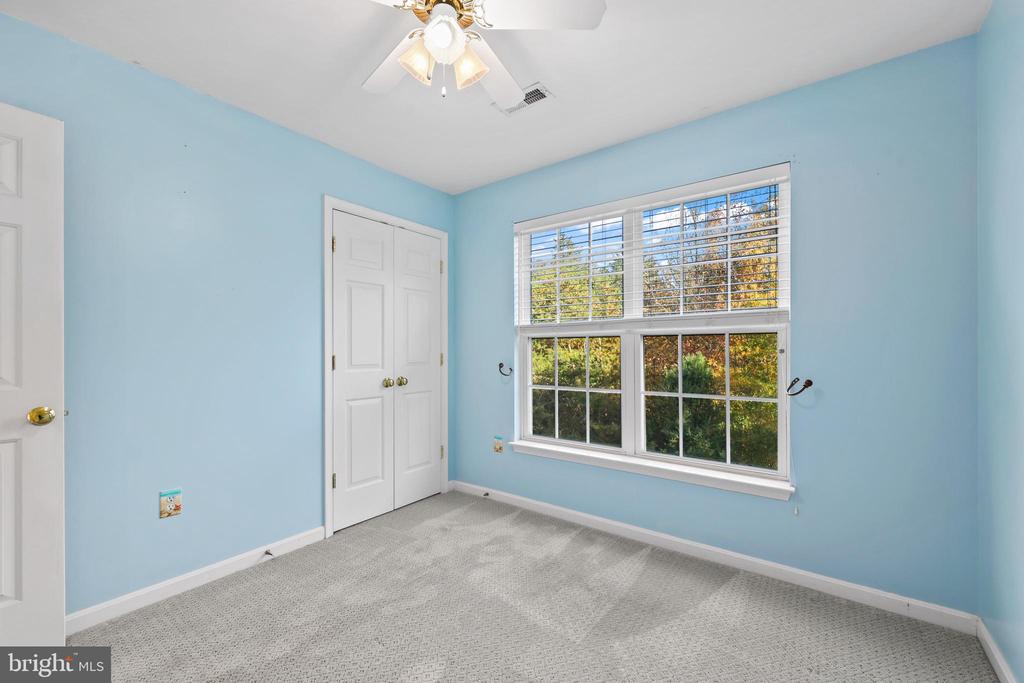 6803 ROBNEL COURT