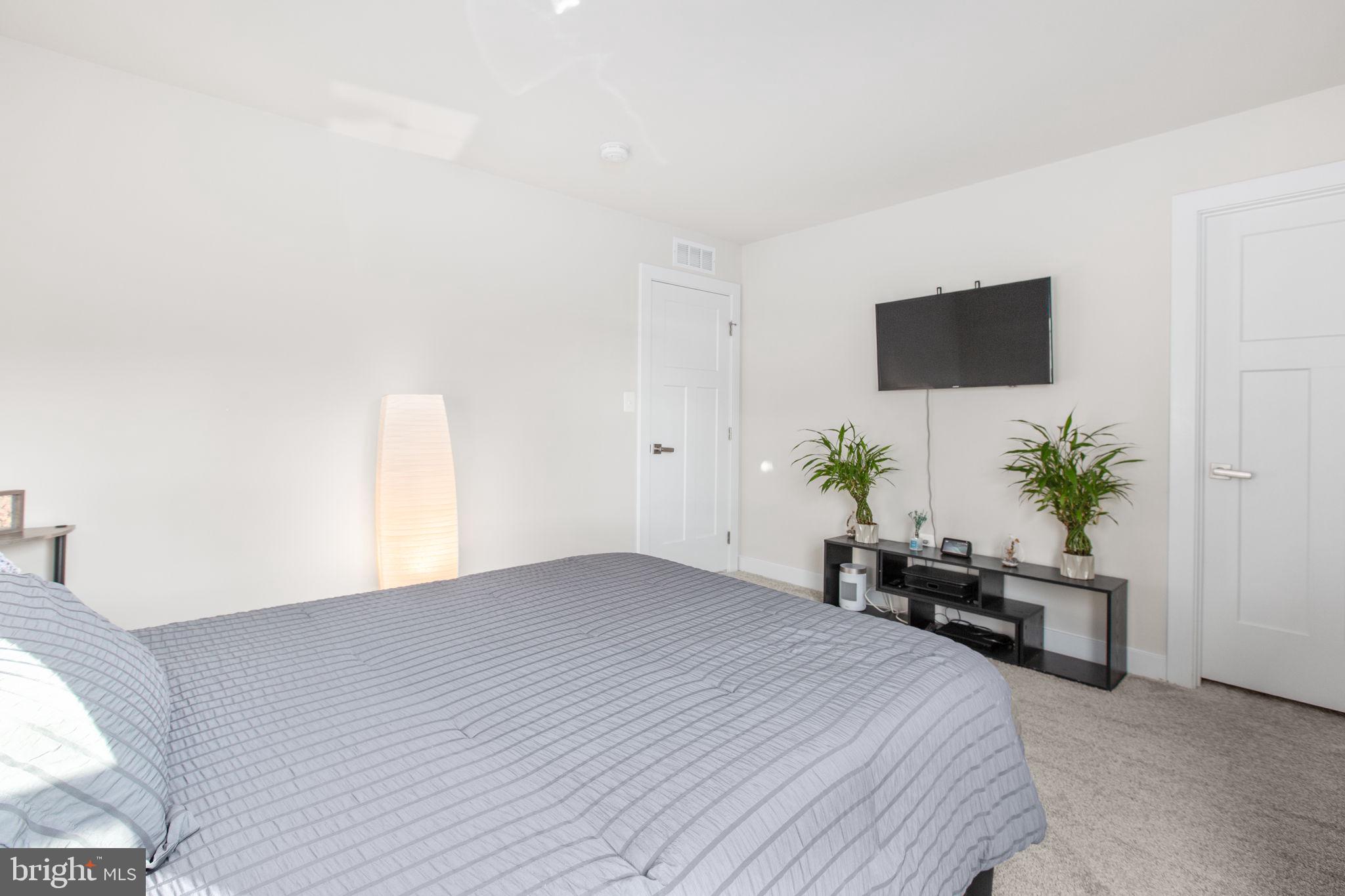 12301 FAWN LAKE PARKWAY