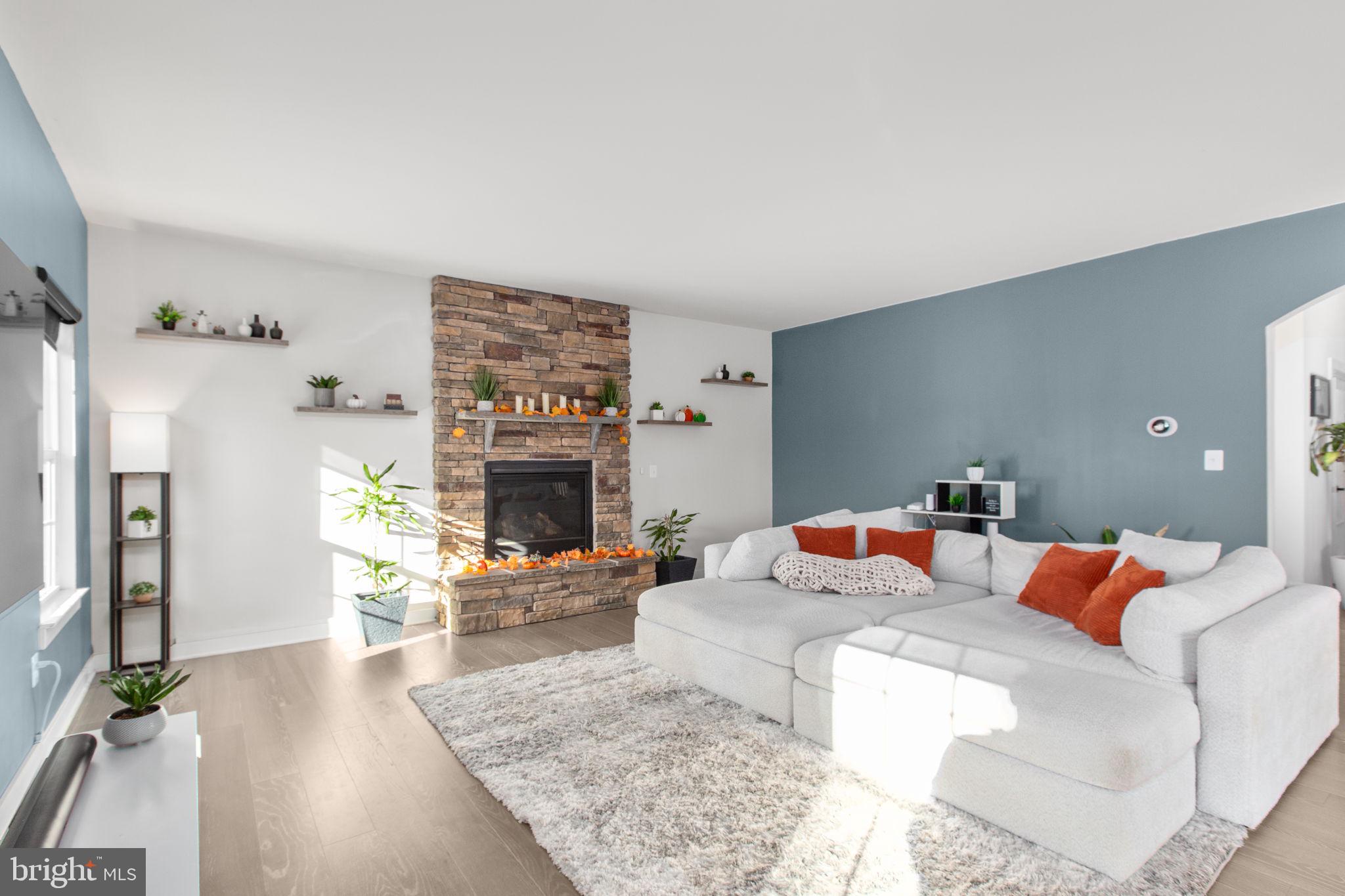 12301 FAWN LAKE PARKWAY