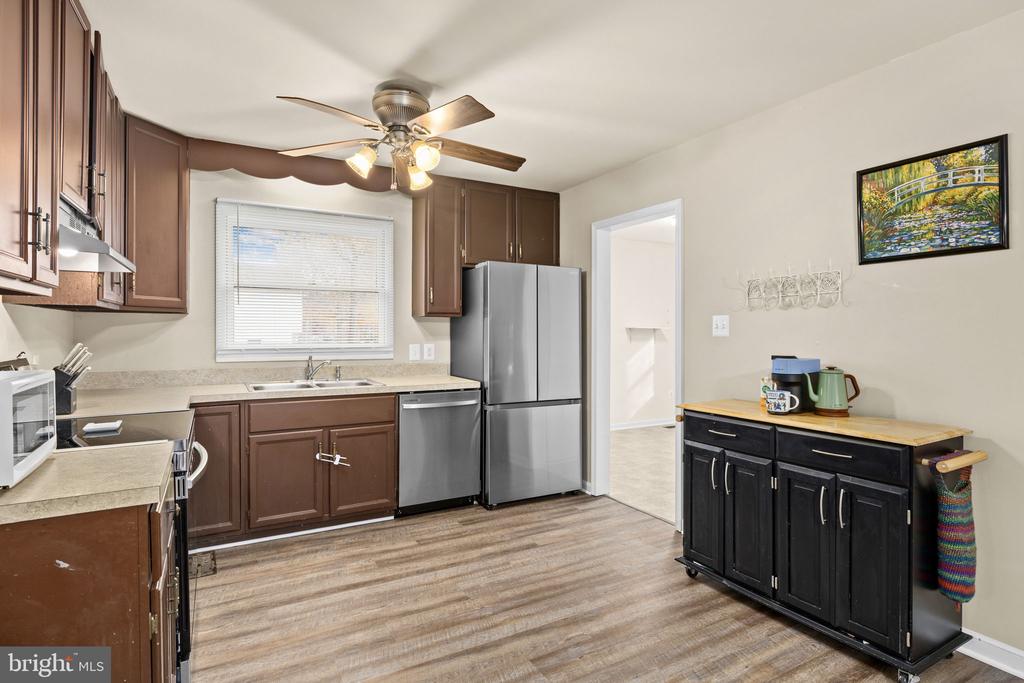 419 PLEASANTS DRIVE