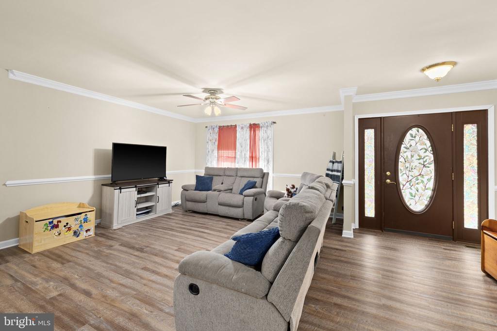 419 PLEASANTS DRIVE