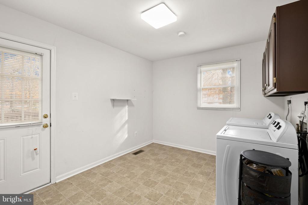 419 PLEASANTS DRIVE