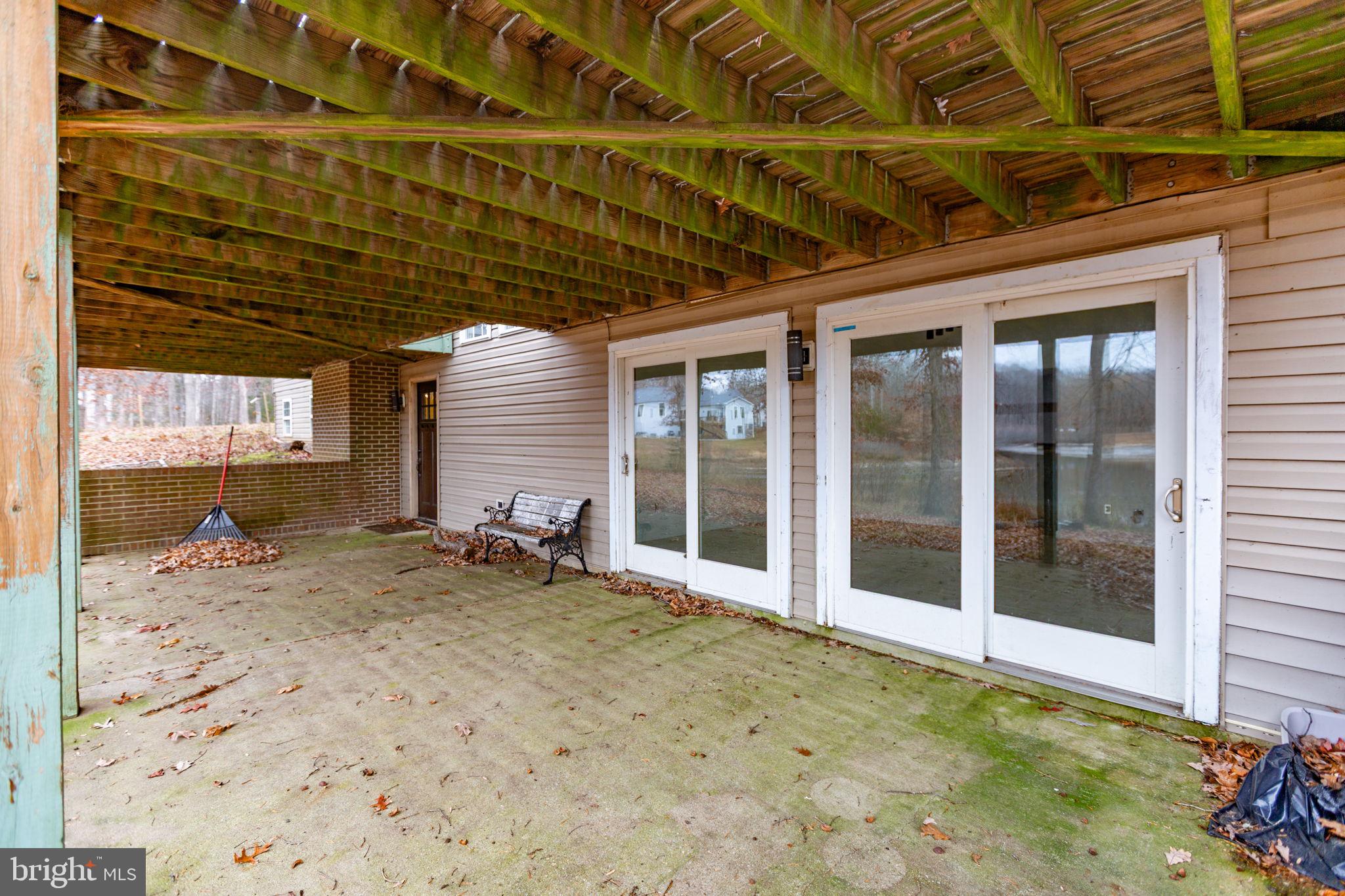 7905 E ROBERT E LEE COURT