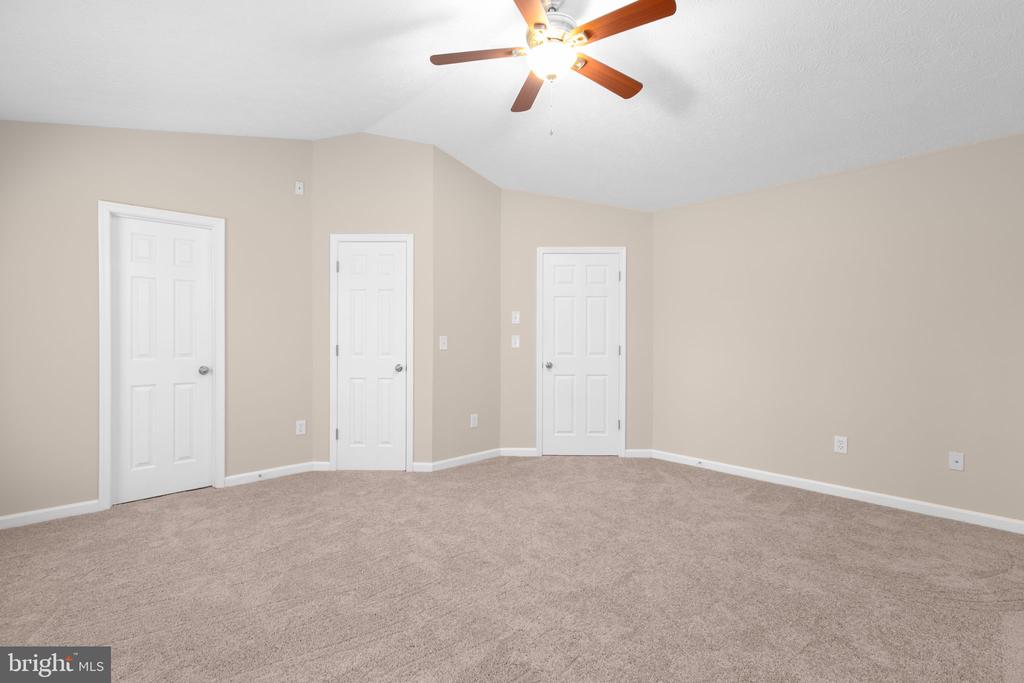 10421 CHESTERWOOD DRIVE