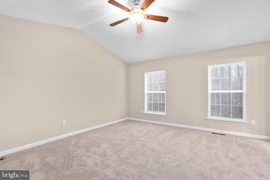 10421 CHESTERWOOD DRIVE
