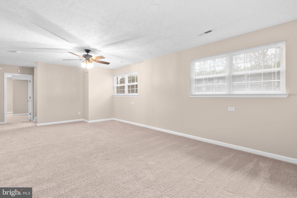 10421 CHESTERWOOD DRIVE