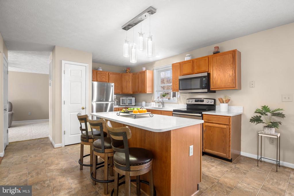 6109 SUNNY MEADOWS DRIVE