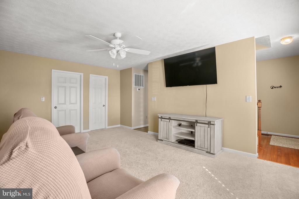 6109 SUNNY MEADOWS DRIVE