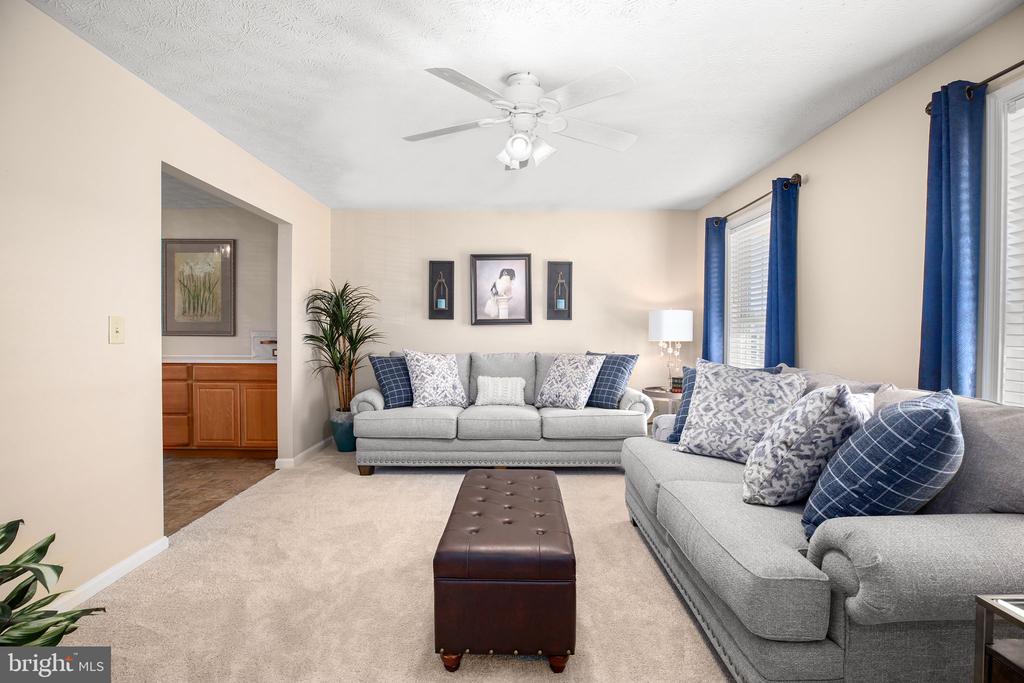 6109 SUNNY MEADOWS DRIVE