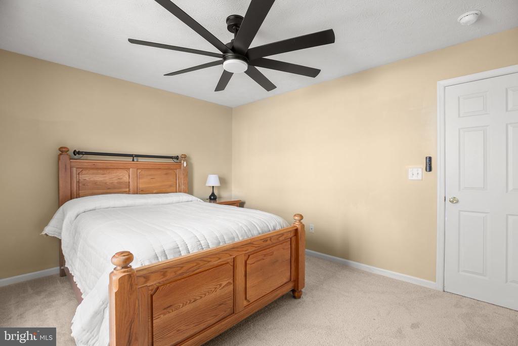 6109 SUNNY MEADOWS DRIVE