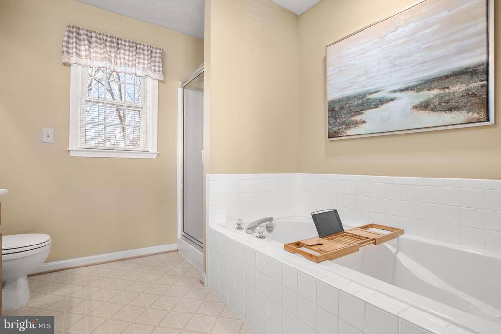 6109 SUNNY MEADOWS DRIVE