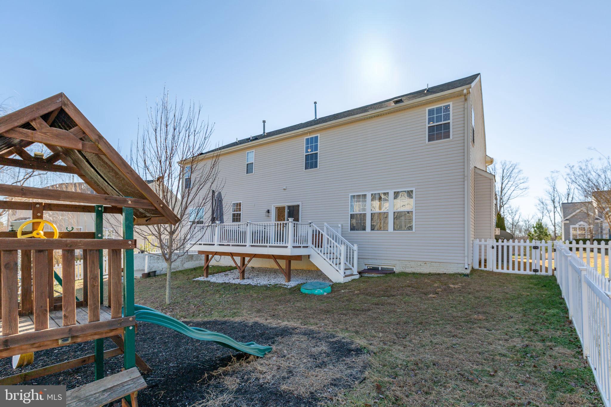 9316 LAUREL OAK DRIVE