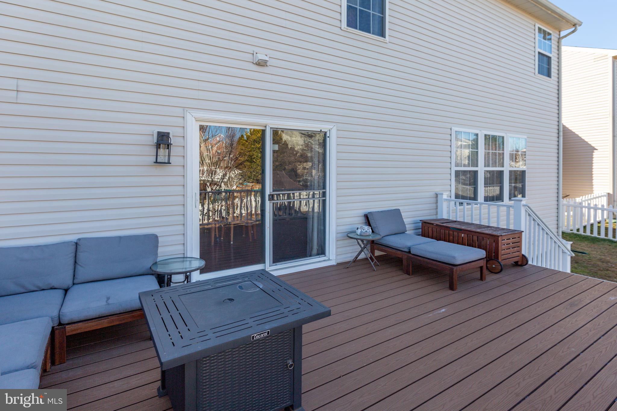 9316 LAUREL OAK DRIVE