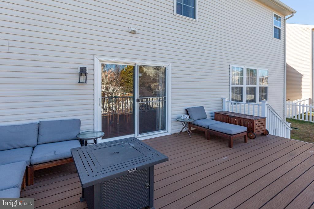 9316 LAUREL OAK DRIVE