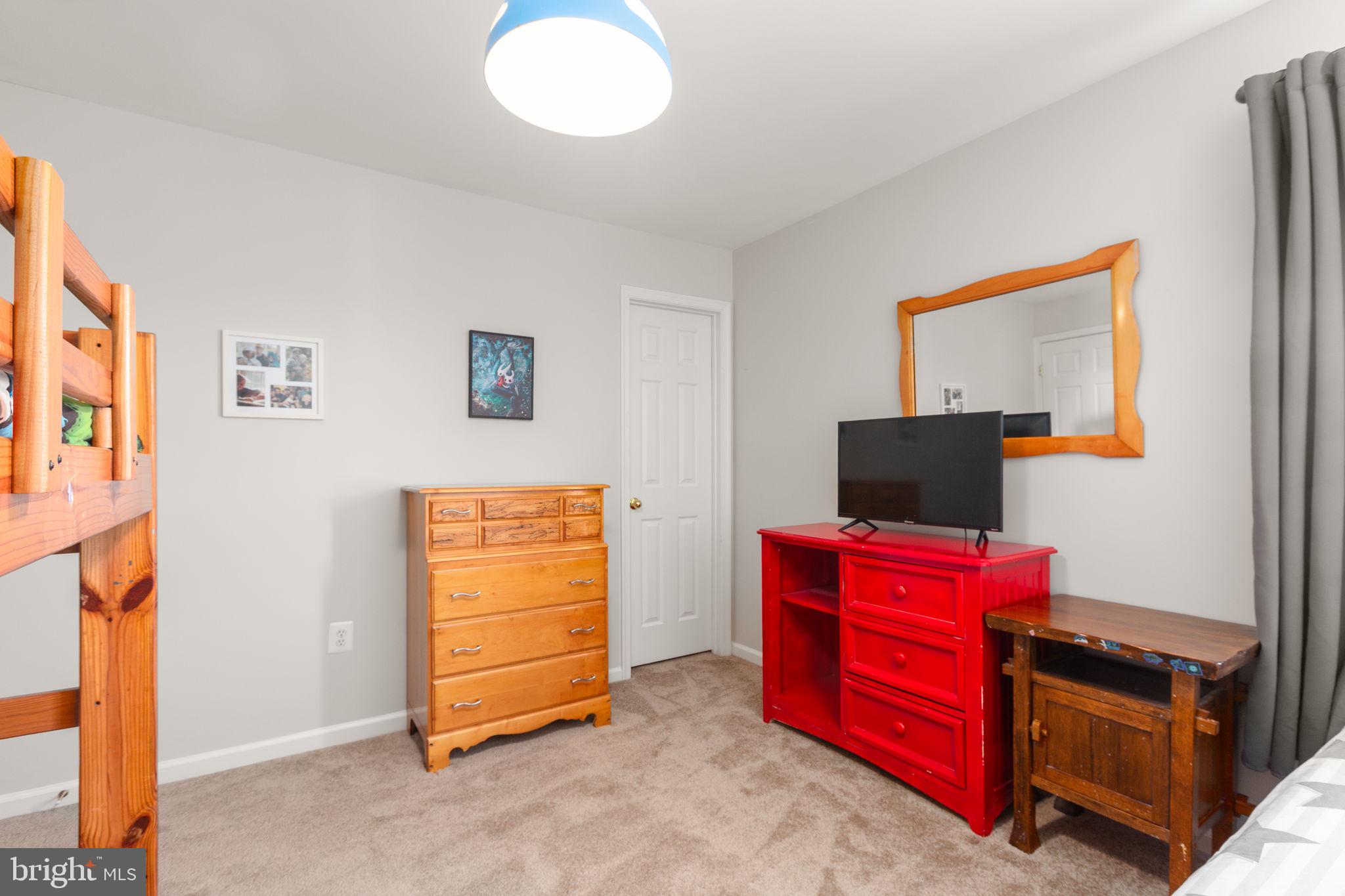 9316 LAUREL OAK DRIVE