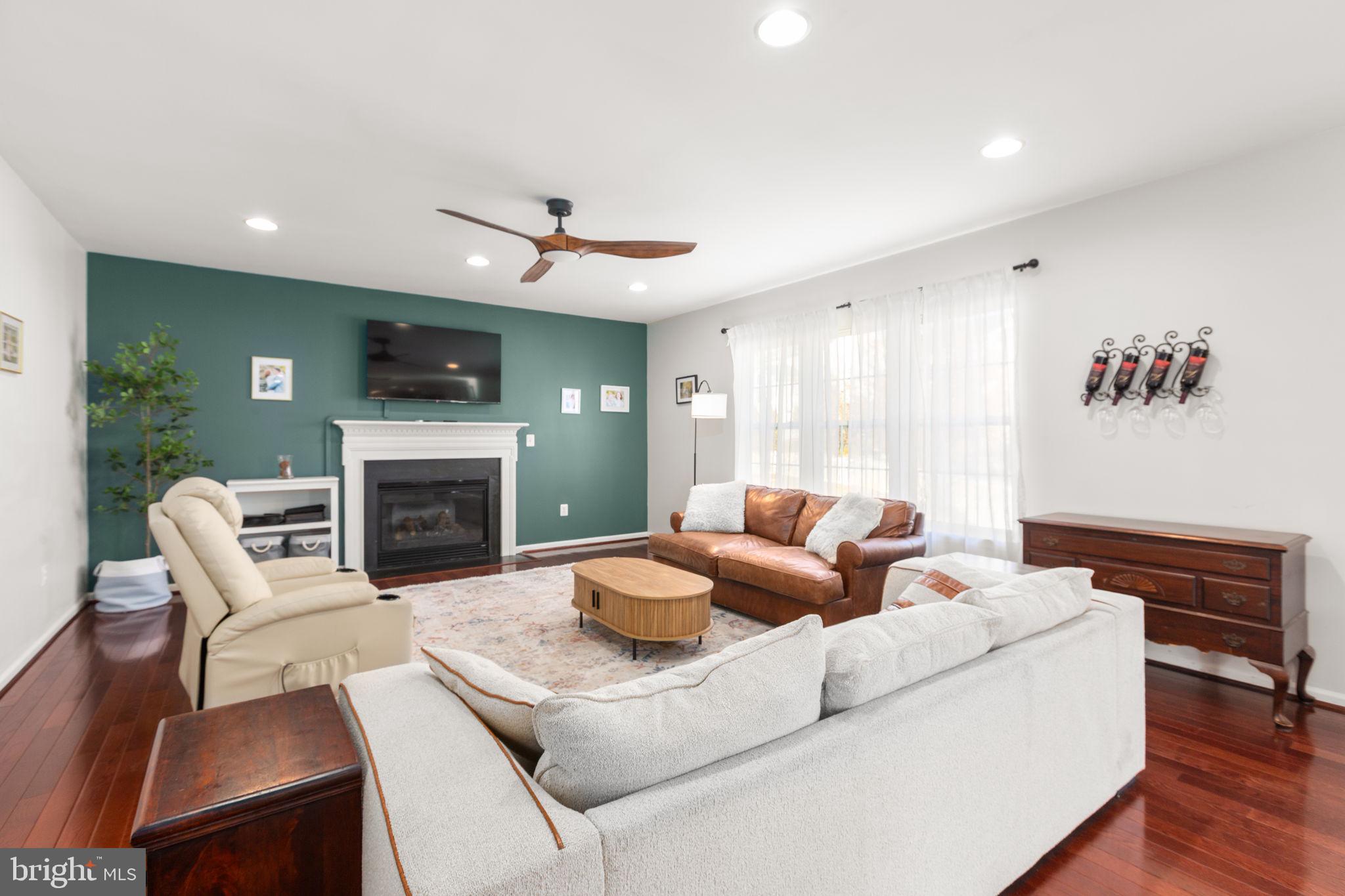 9316 LAUREL OAK DRIVE