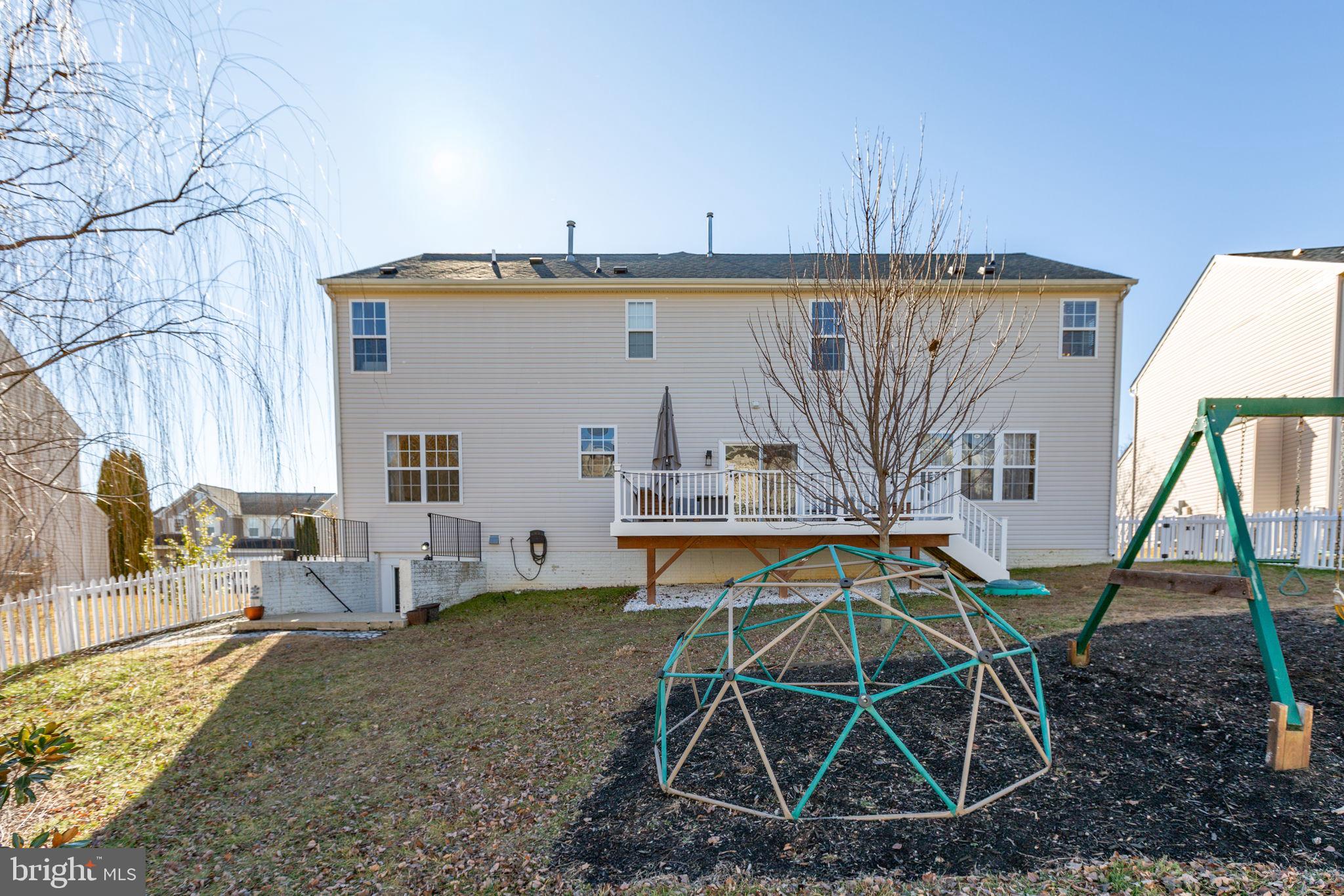 9316 LAUREL OAK DRIVE