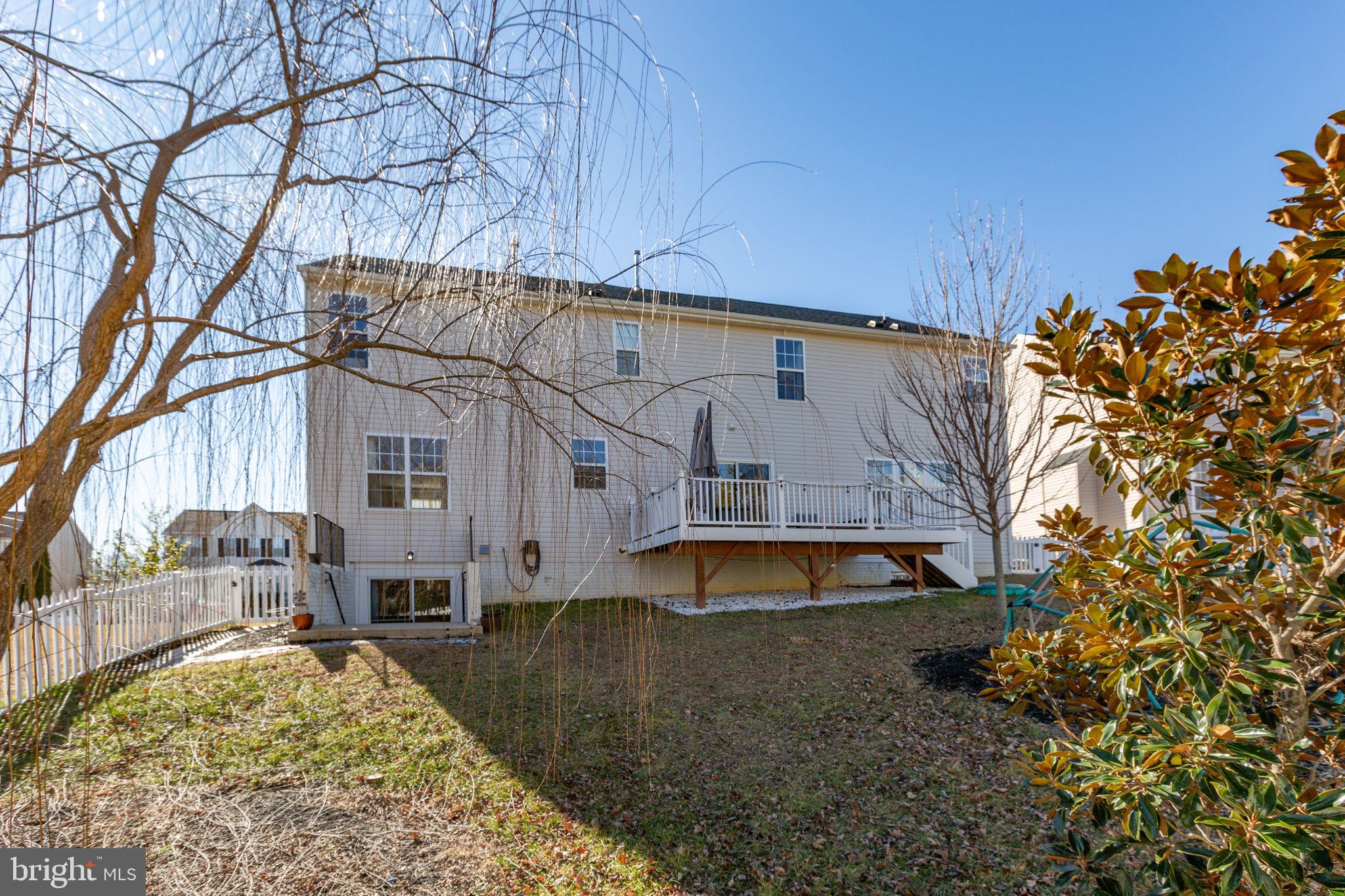 9316 LAUREL OAK DRIVE