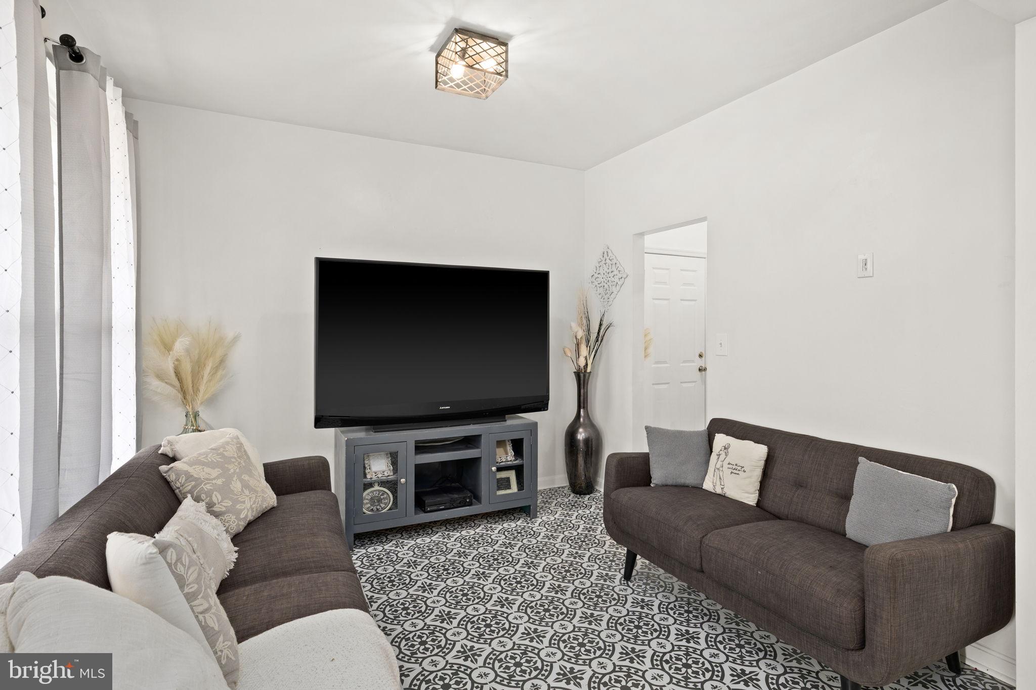 6021 HOT SPRING LANE