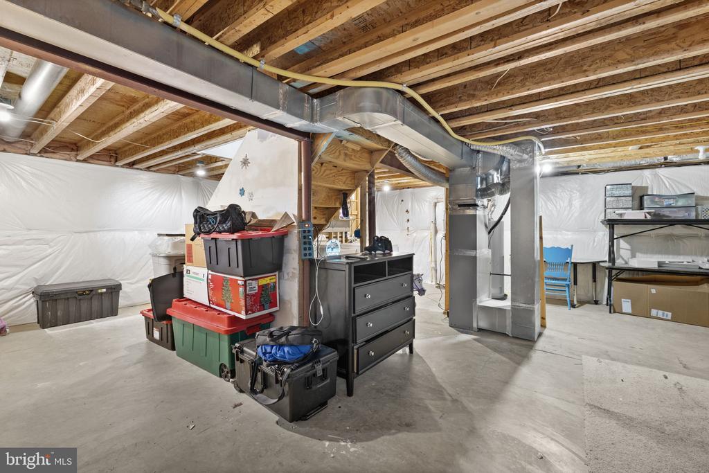 6021 HOT SPRING LANE