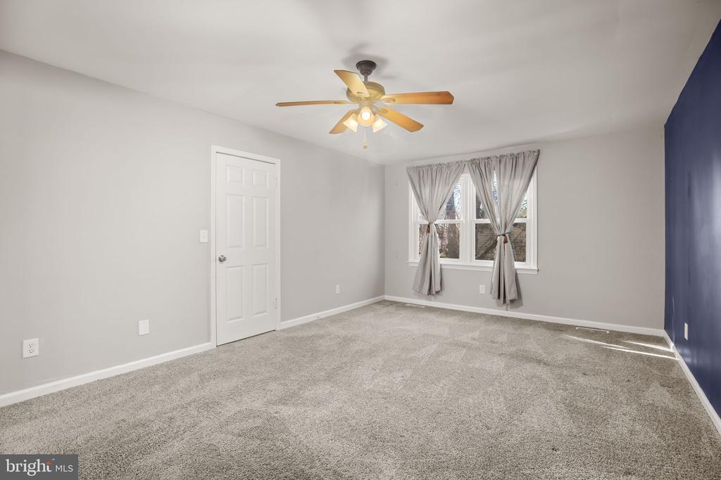 11908 KENNEDY LANE