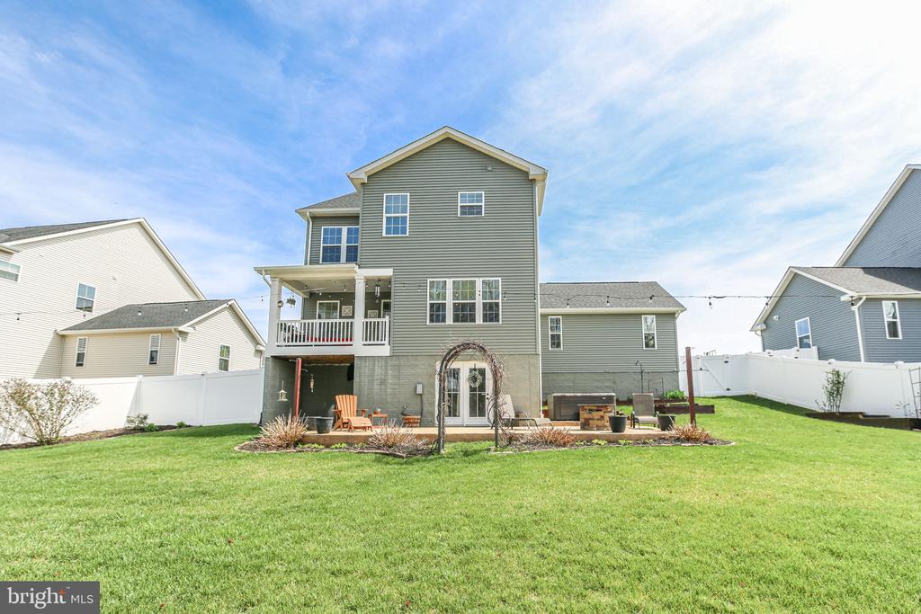 8714 WILMORE LANE