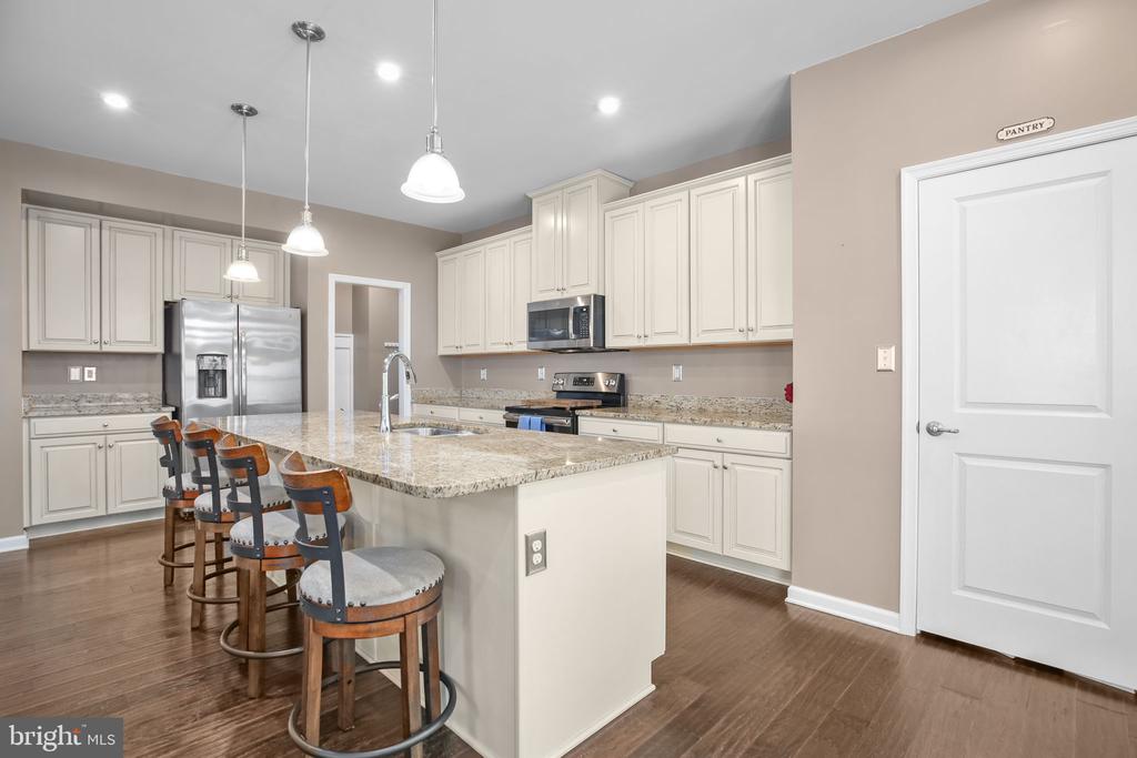 8714 WILMORE LANE