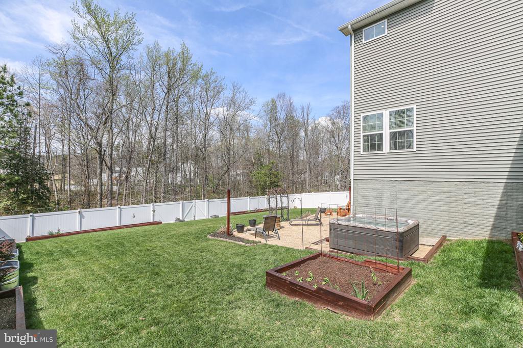 8714 WILMORE LANE