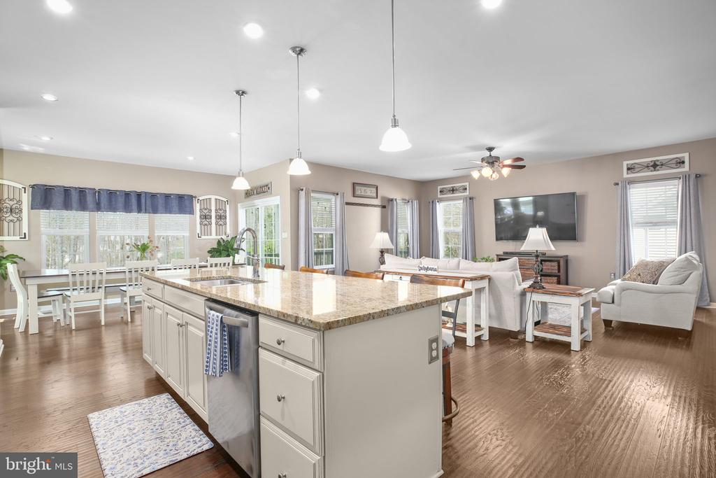 8714 WILMORE LANE