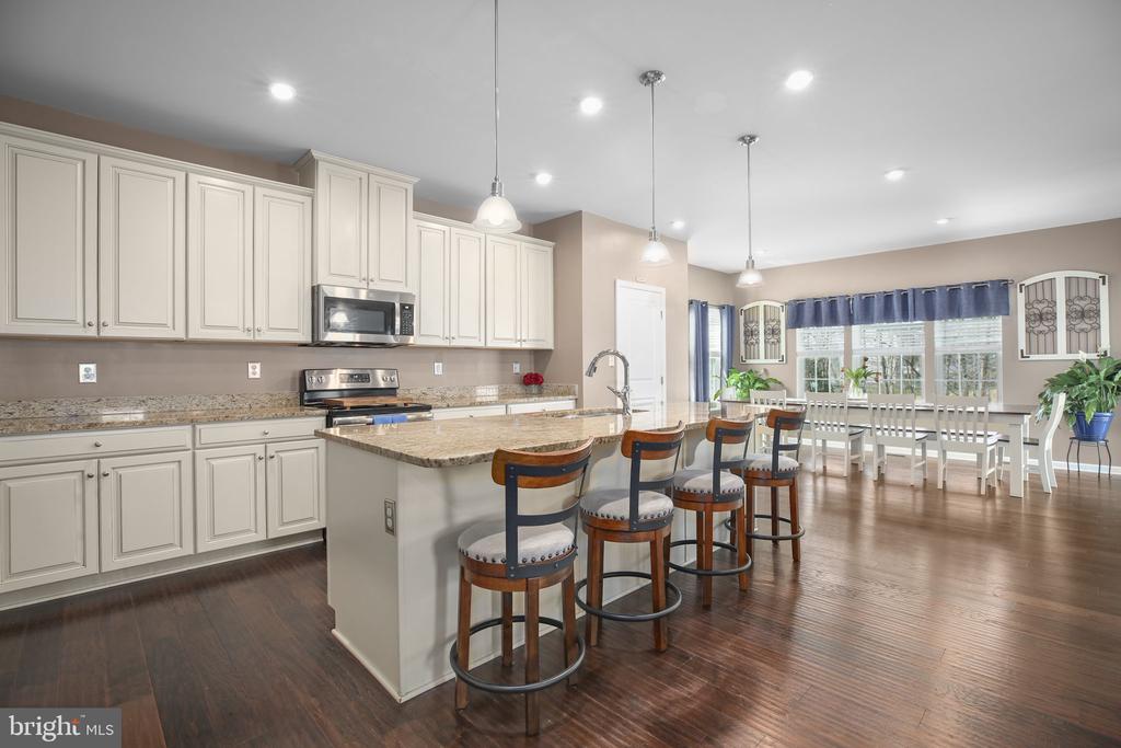 8714 WILMORE LANE