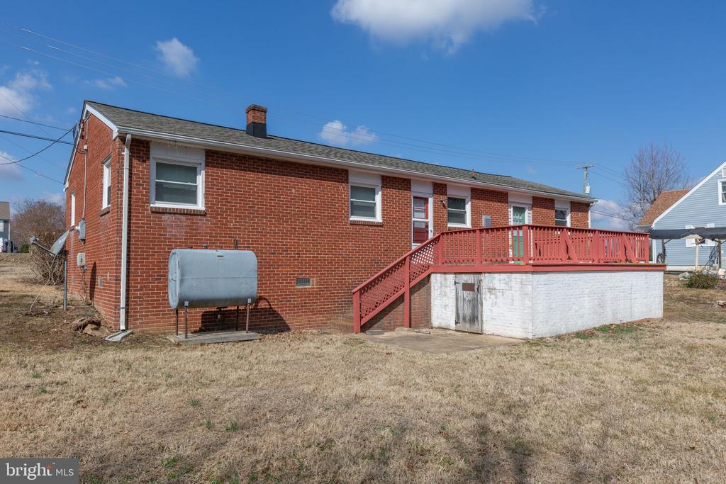 1305 BRAGG ROAD