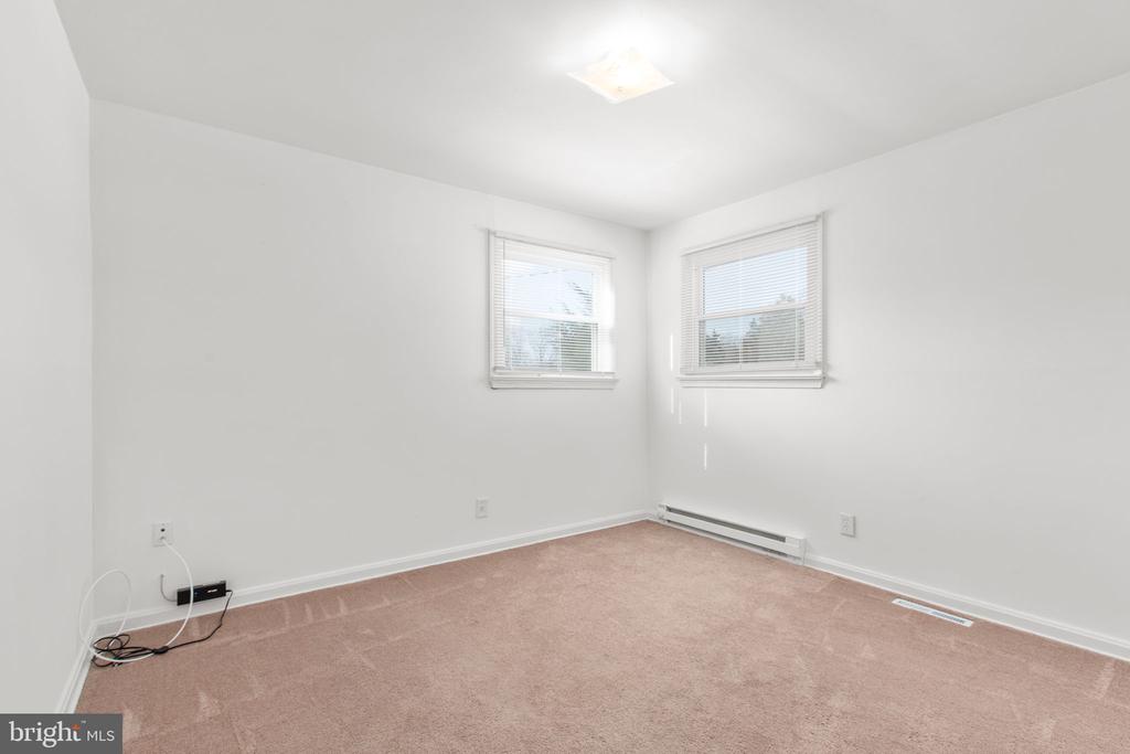 1305 BRAGG ROAD