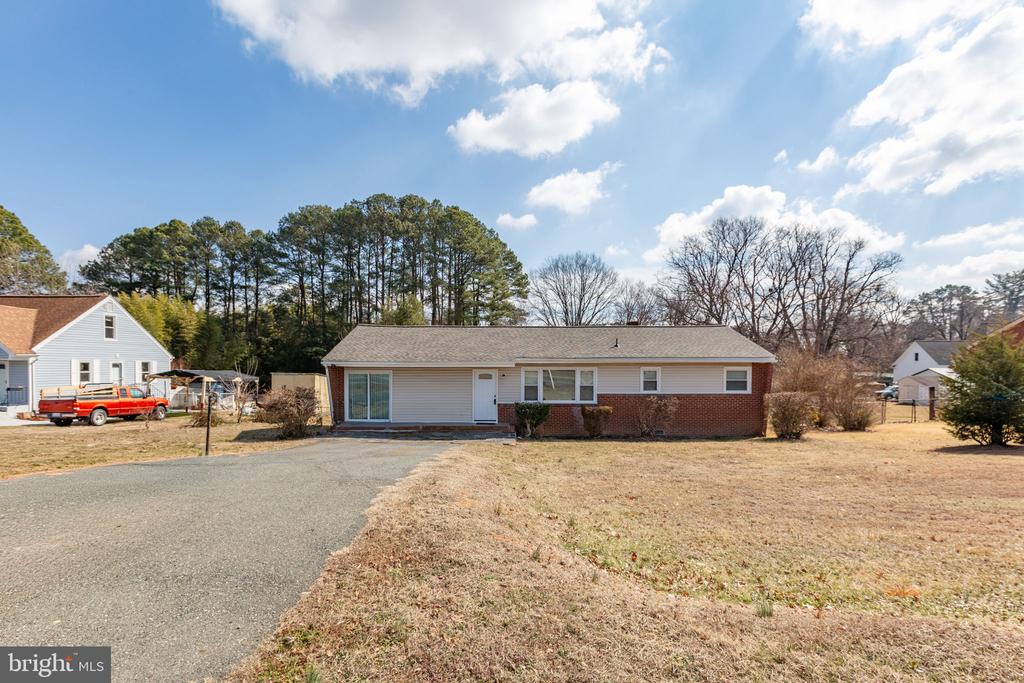 1305 BRAGG ROAD