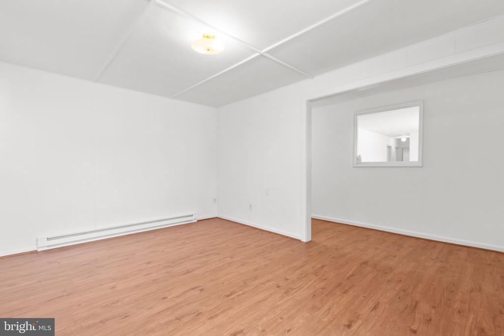 1305 BRAGG ROAD