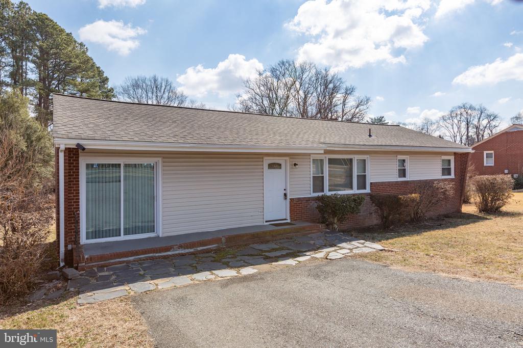 1305 BRAGG ROAD