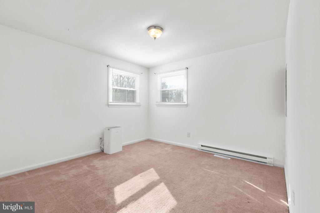 1305 BRAGG ROAD