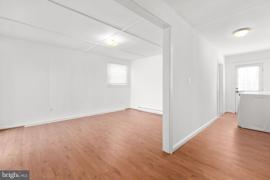 1305 BRAGG ROAD
