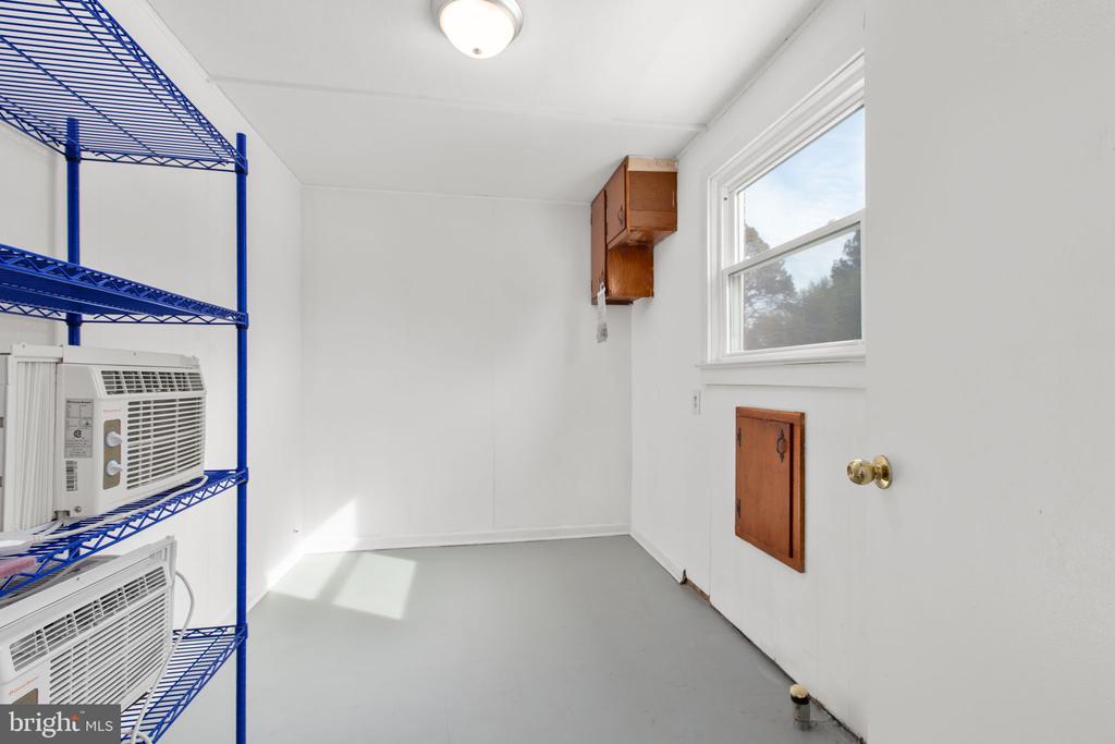 1305 BRAGG ROAD