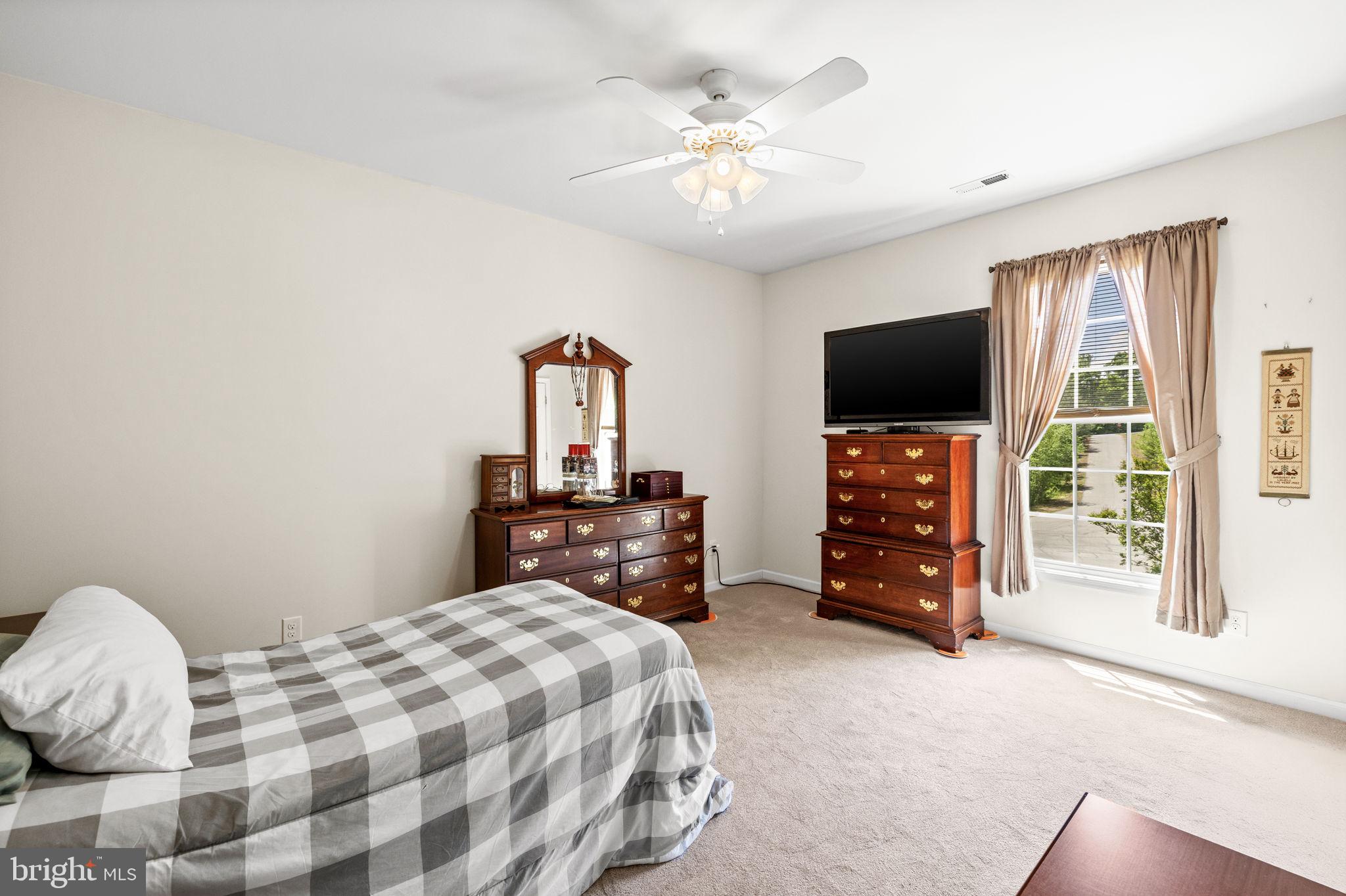 9504 TRENTHAM TRAIL