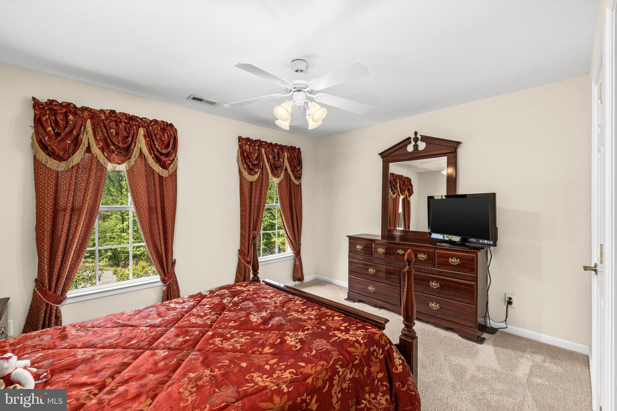 9504 TRENTHAM TRAIL