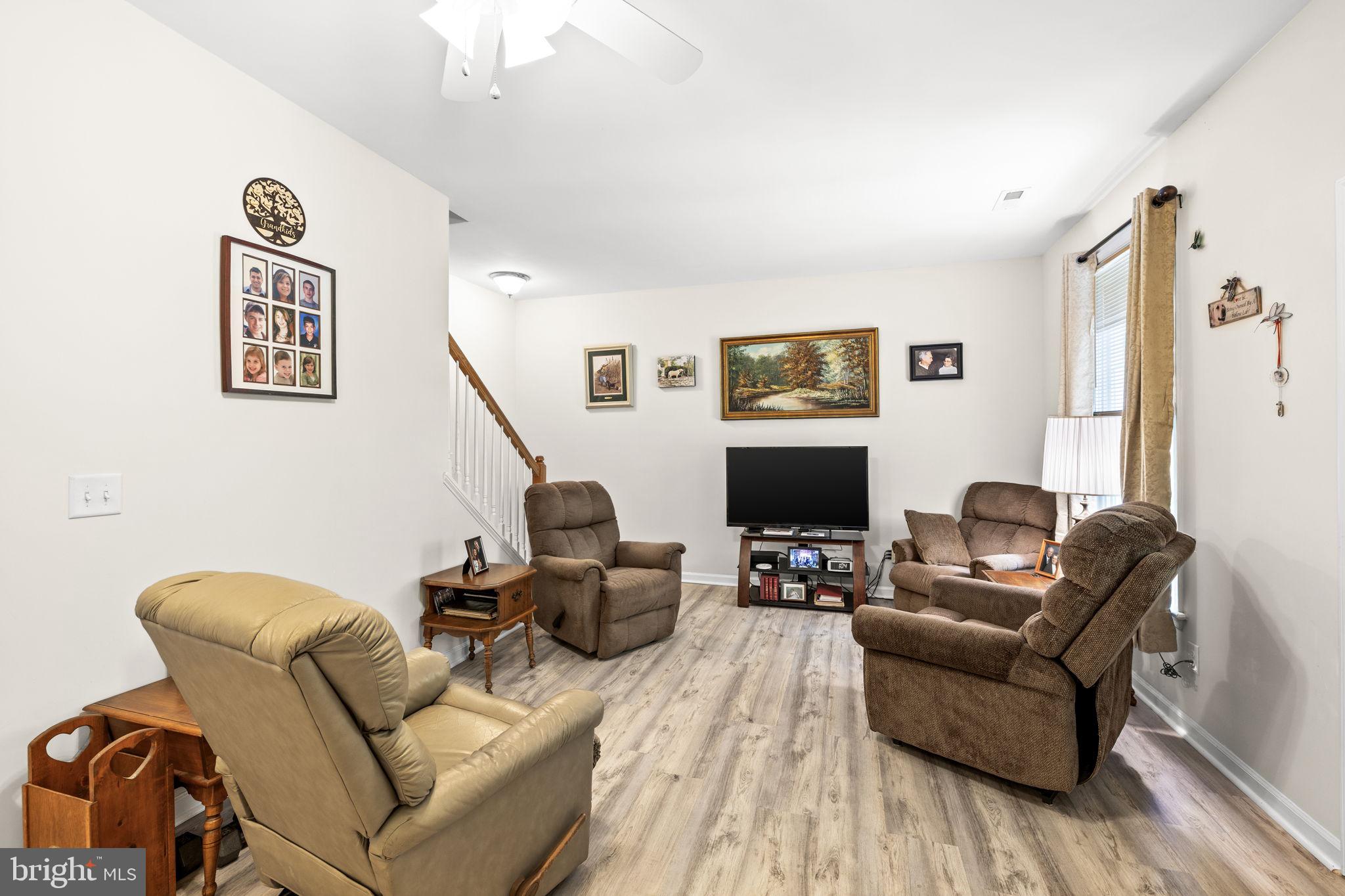 9504 TRENTHAM TRAIL