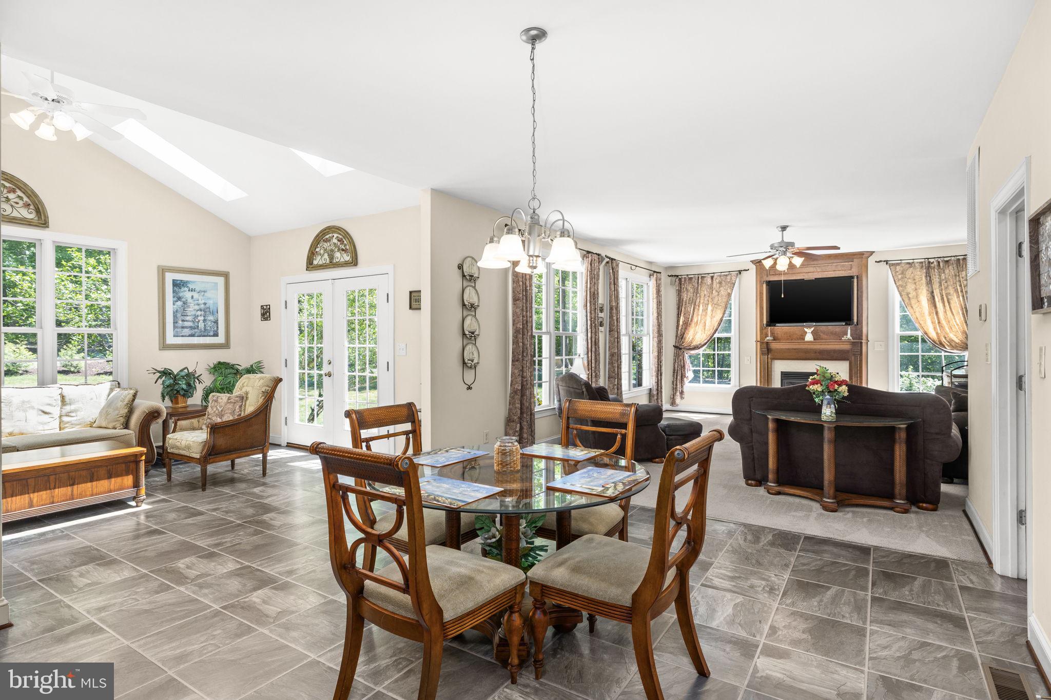 9504 TRENTHAM TRAIL